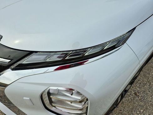 New 2026 Mitsubishi Outlander SE AWD/4WD image 10