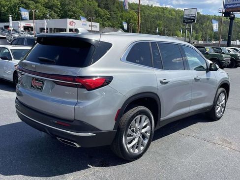 Certified 2025 Buick Enclave Preferred AWD/4WD image 4