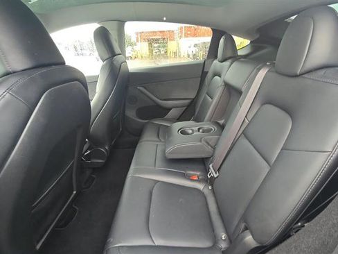 Used 2023 Tesla Model Y AWD image 7