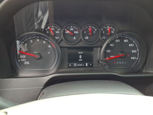 Used 2020 Chevrolet Silverado 1500 Custom w/ Custom Value Package image 20