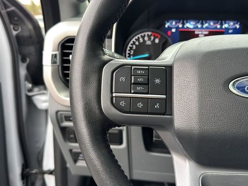 Used 2022 Ford F150 XLT w/ Equipment Group 302A High image 18