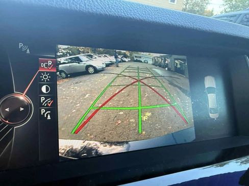 Used 2015 BMW 528i Sedan image 14