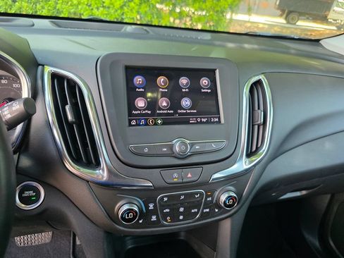 Used 2024 Chevrolet Equinox LT FWD image 18