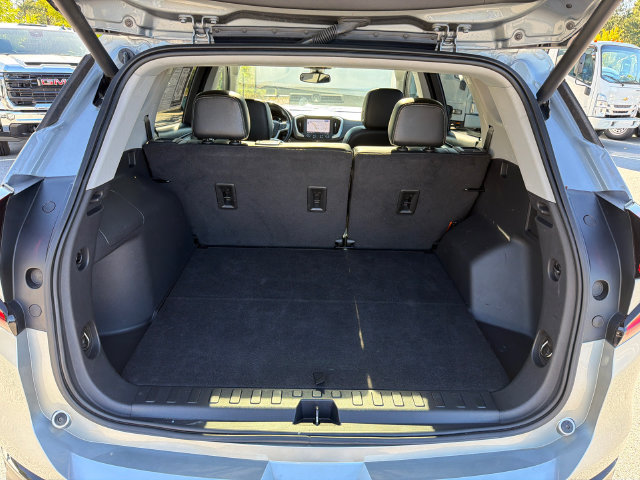 Used 2023 GMC Terrain SLT w/ Infotainment Package II FWD image 18