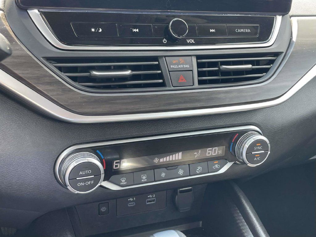 Used 2025 Nissan Altima 2.5 SV w/ SV Special Edition Package FWD image 37