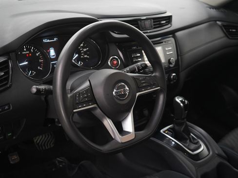 Used 2017 Nissan Rogue SL image 20