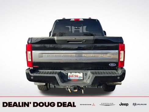 Used 2020 Ford F250 Platinum image 5