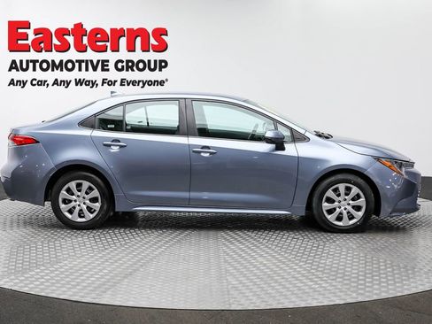 Used 2024 Toyota Corolla LE FWD image 4