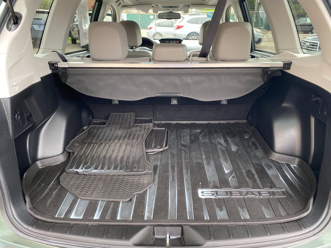 Used 2016 Subaru Forester 2.5i Limited AWD/4WD image 14