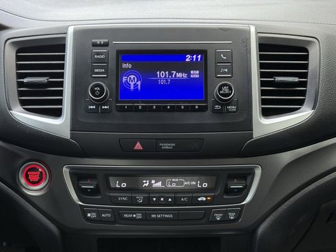 Used 2019 Honda Ridgeline Sport image 10