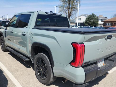 Used 2025 Toyota Tundra Limited AWD/4WD image 7