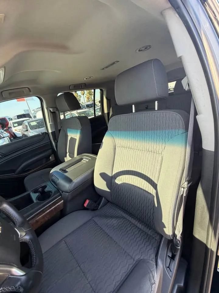 Used 2016 Chevrolet Suburban LS RWD image 11
