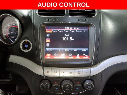 Used 2018 Dodge Journey GT image 19