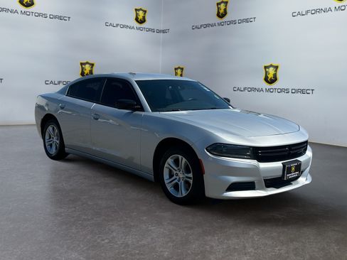 Used 2023 Dodge Charger SXT RWD image 7