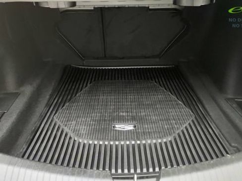 Used 2023 Cadillac CT5 V w/ Premium Package RWD image 22