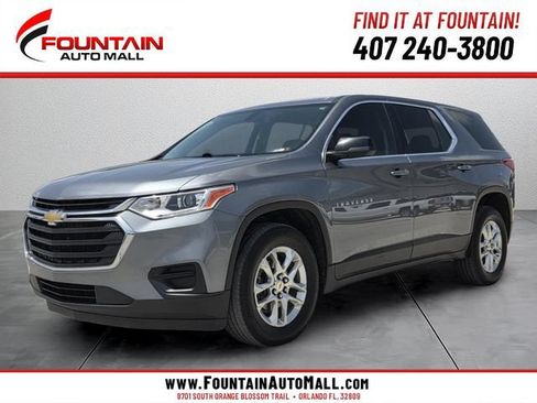 Used 2021 Chevrolet Traverse LS FWD image 1