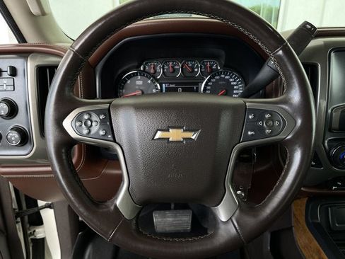 Used 2014 Chevrolet Silverado 1500 High Country w/ High Country Premium Package AWD/4WD image 16