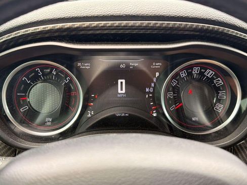 Used 2019 Dodge Challenger R/T image 17