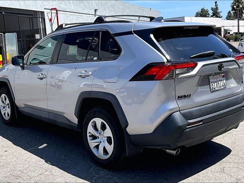 Used 2021 Toyota RAV4 LE w/ Carpet Mat Package (TMS) FWD image 6