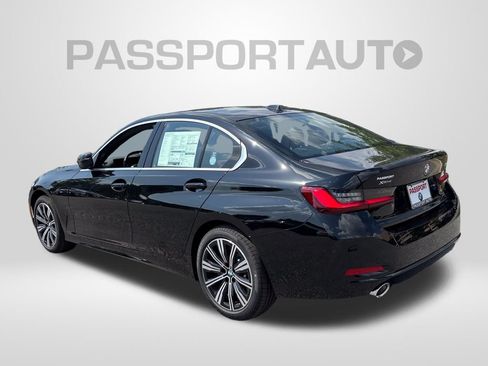 New 2026 BMW 330i xDrive Sedan w/ Convenience Package AWD/4WD image 3