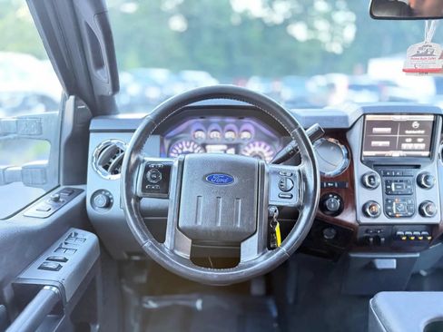 Used 2015 Ford F250 Lariat w/ Chrome Package AWD/4WD image 15