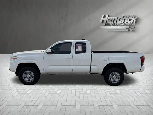 Used 2021 Toyota Tacoma SR w/ SR Convenience Package RWD image 7
