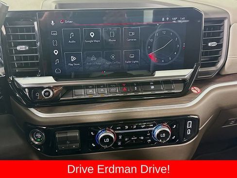 Used 2026 GMC Sierra 1500 SLT AWD/4WD image 19