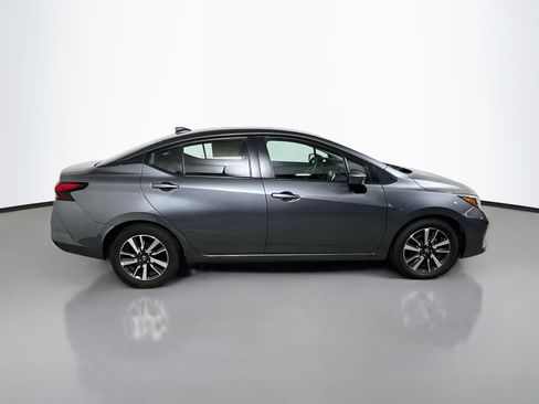 Used 2025 Nissan Versa SV FWD image 3