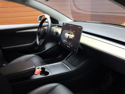 Used 2023 Tesla Model 3 Standard Range RWD image 61