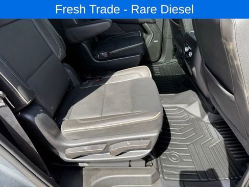 Used 2022 GMC Yukon SLT w/ Max Trailering Package AWD/4WD image 38