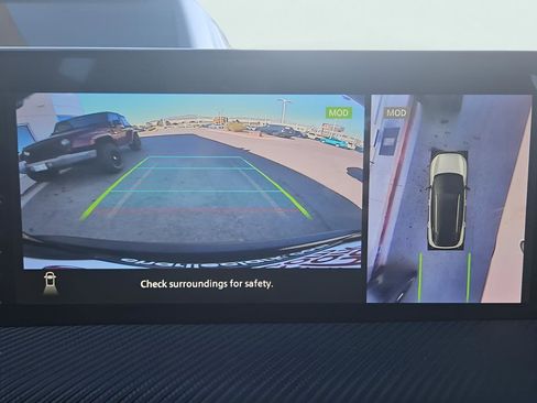 New 2026 Nissan Kicks SR FWD image 13