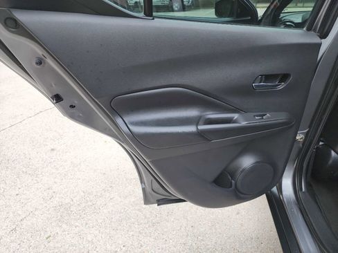 Used 2019 Nissan Kicks SR w/ SR Premium Package FWD image 24