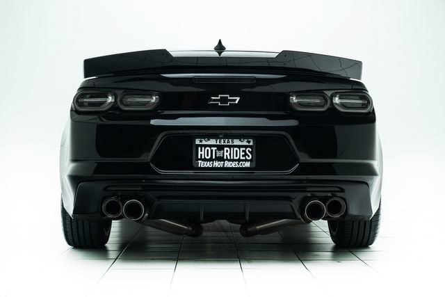 Used 2021 Chevrolet Camaro LT RWD image 16