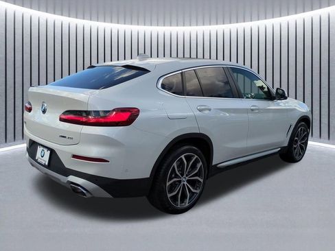 Certified 2023 BMW X4 xDrive30i w/ Premium Package image 5