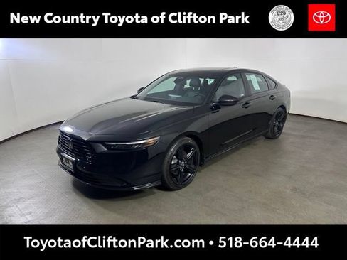 Used 2024 Honda Accord Sport image 7