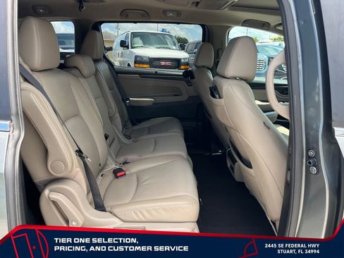 Used 2018 Honda Odyssey Touring image 18