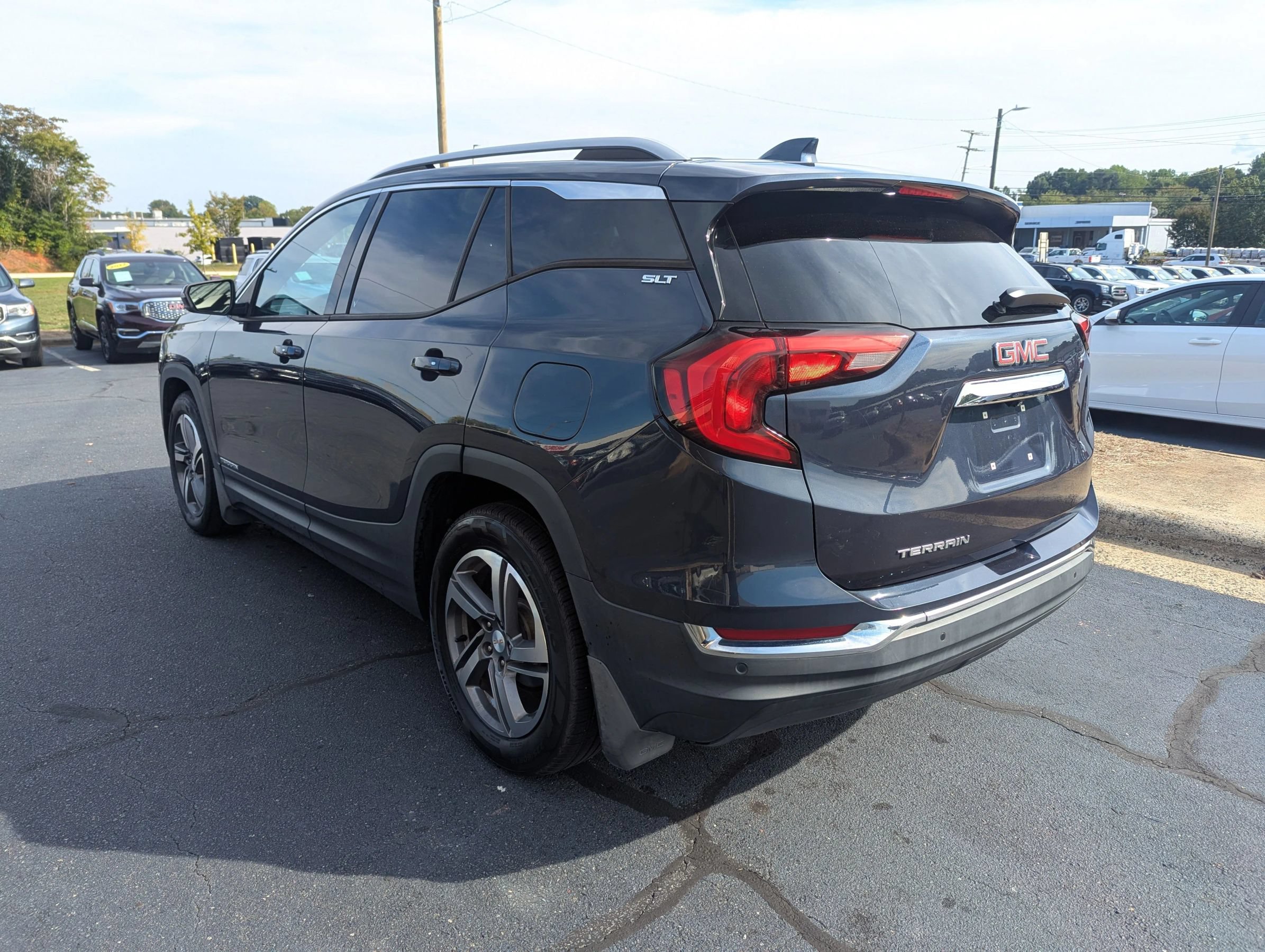 Used 2019 GMC Terrain SLT w/ Preferred Package FWD image 5