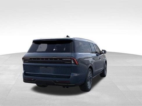 New 2026 Lincoln Navigator L Reserve AWD/4WD image 38