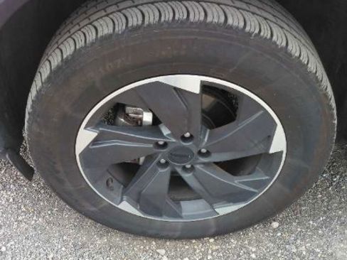 Used 2024 Nissan Rogue SV FWD image 5