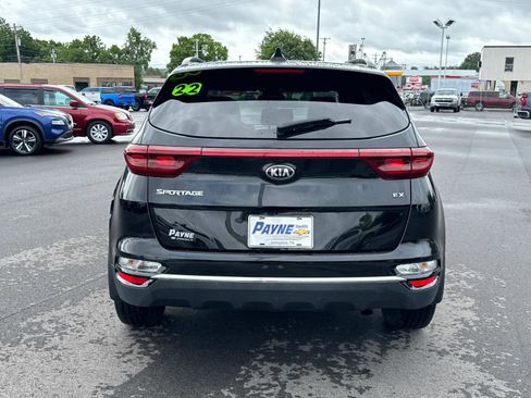 Used 2022 Kia Sportage EX image 4