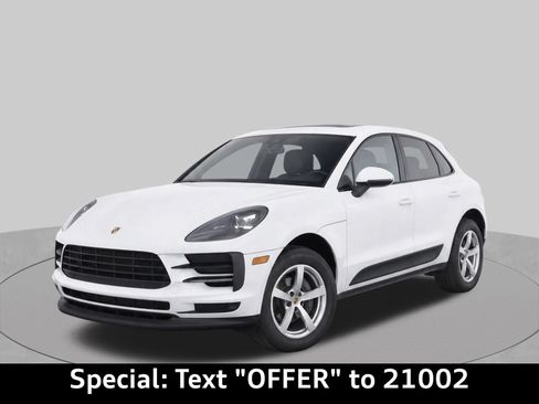 Used 2020 Porsche Macan AWD/4WD image 2
