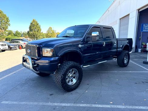 Used 2005 Ford F250 Harley-Davidson image 10