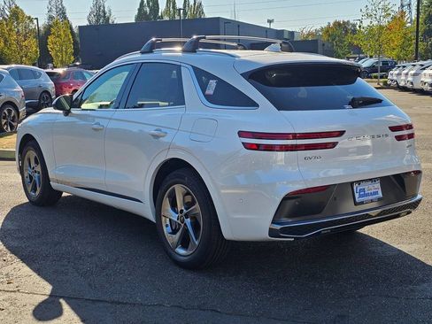 Used 2026 Genesis GV70 2.5T Advanced AWD/4WD image 7