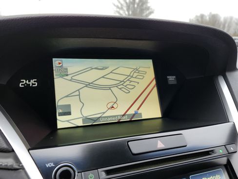 Used 2018 Acura RLX w/ Technology Package image 8