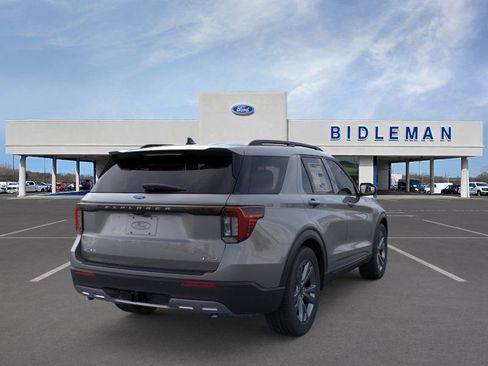 New 2026 Ford Explorer Active w/ Active Comfort Package image 8