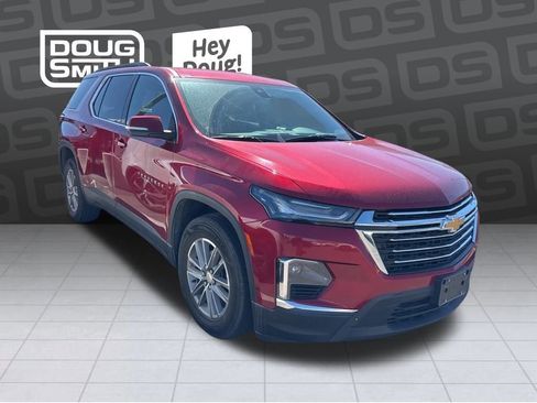 Used 2023 Chevrolet Traverse LT AWD/4WD image 1