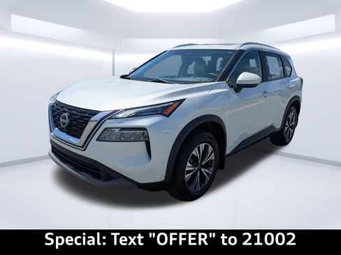 Used 2023 Nissan Rogue SV w/ SV Premium B Package image 7