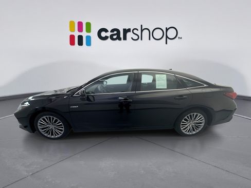 Used 2021 Toyota Avalon Limited w/ Advanced Safety Package FWD image 2