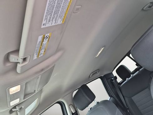 Used 2019 Ford Ranger XLT w/ Equipment Group 302A Luxury AWD/4WD image 12