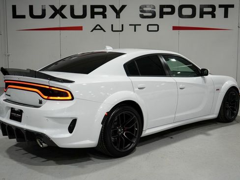 Used 2022 Dodge Charger Scat Pack image 6